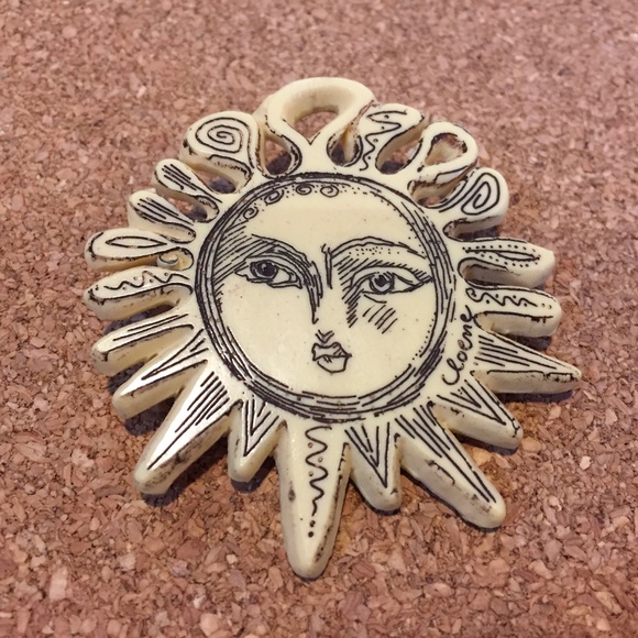 Sun and Moon Pins - Picture 6 of 16